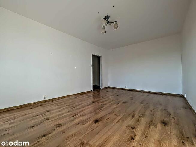 Mieszkanie 51m, 2 pokoje, 3 piętro, balkon, piwnica.