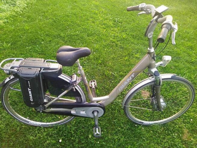 Rower elektryczny Giant Twist 36v 28 Alu Nexus