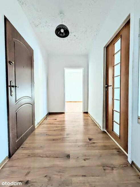 Mieszkanie 51m, 2 pokoje, 3 piętro, balkon, piwnica.