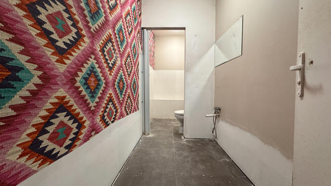 Budynek komercyjny przy Millenium Hall