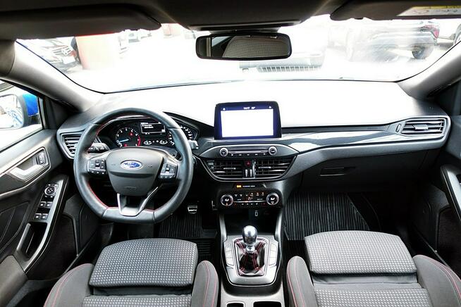Ford Focus ST-LINE FulLed 150KM GWARANCJA FABRYCZNA I-wł Kraj Bezwypadkowy FV23%
