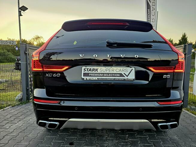 Volvo XC 60 2.0 benz 250KM Panorama Skóra ACC AutoPilot Grzane Fotele BEZWYPADEK