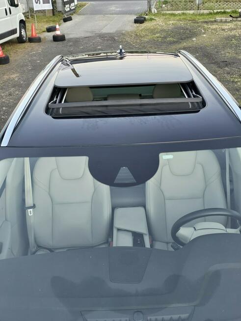 Volvo XC 60 2.0 benz 250KM Panorama Skóra ACC AutoPilot Grzane Fotele BEZWYPADEK