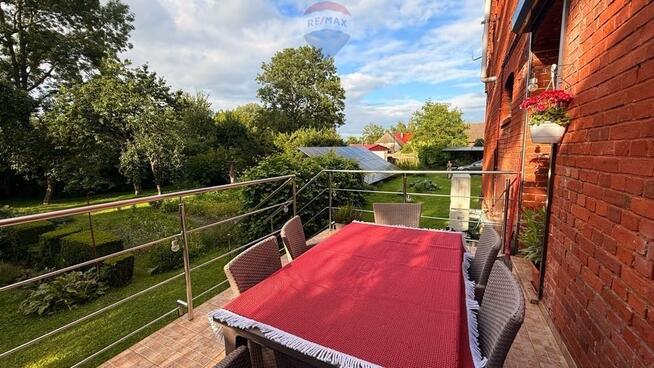 Dom z duszą 279 m², działka 1903 m², 9 pokoi