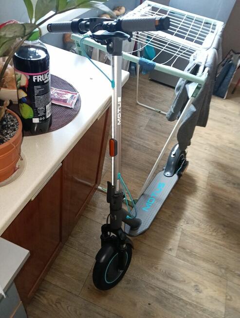 Sprzedam hulajnogę elektryczna motus