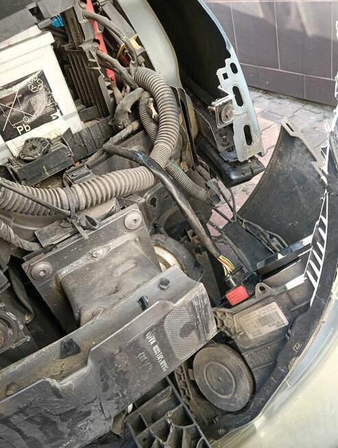 Sprzedam tanio po kolizji