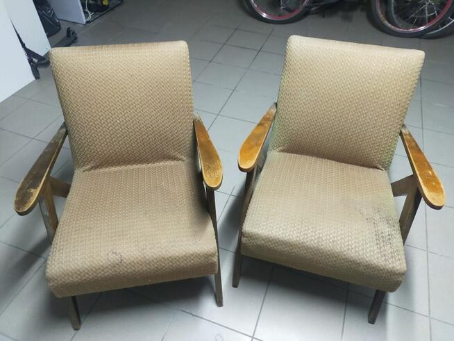 Komplet fotele i stołki model 366 Chirki UNIKAT