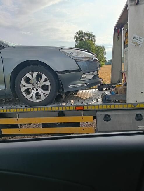 Sprzedam tanio po kolizji