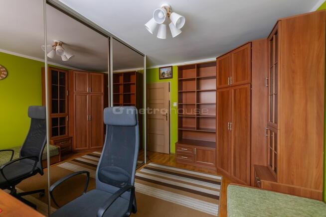 Trzy pokojowe mieszkanie w centrum Serocka