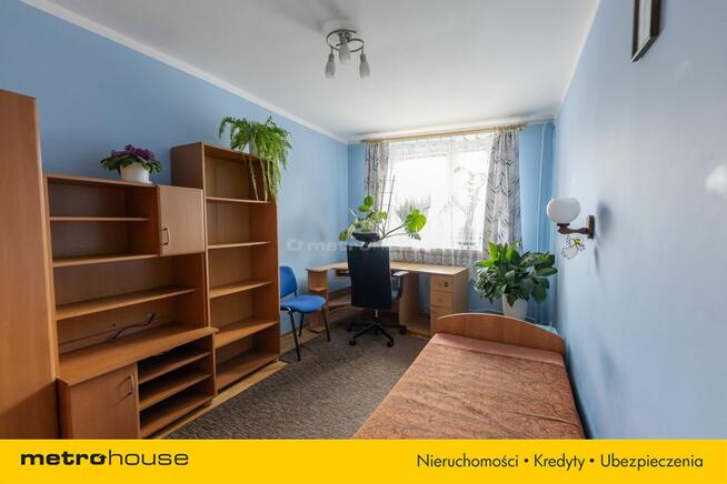 Trzy pokojowe mieszkanie w centrum Serocka