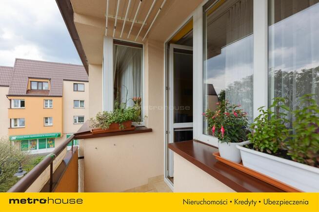 Trzy pokojowe mieszkanie w centrum Serocka