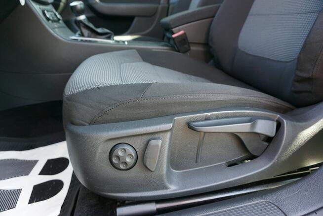 Volkswagen Passat Sedan, 2.0 TDi 140KM, Zarejestrowany, Sprawny, Dynamiczny,