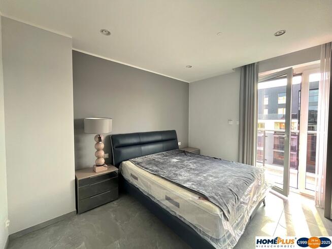 Ostatnie piętro! 2pok.+TARAS 15m2! M do WEJŚCIA!