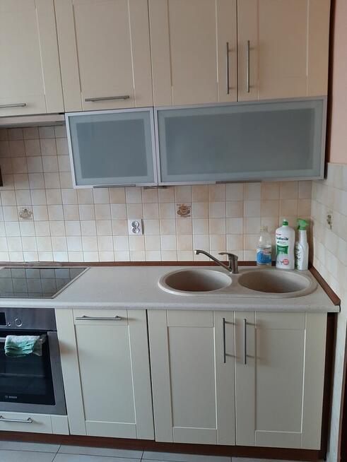 Mieszkanie 2 pokoje z oddzielną kuchnią I garaż