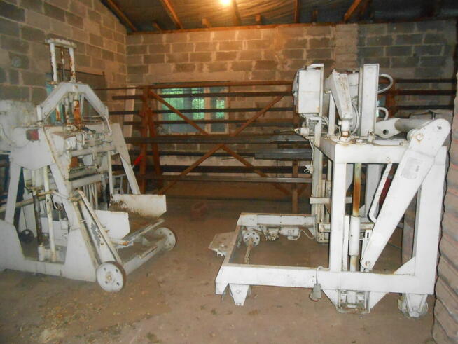 SPRZEDAM MASZYNY I FORMY DO PRODUKCJI ELEMENTOW BETONOWYCH