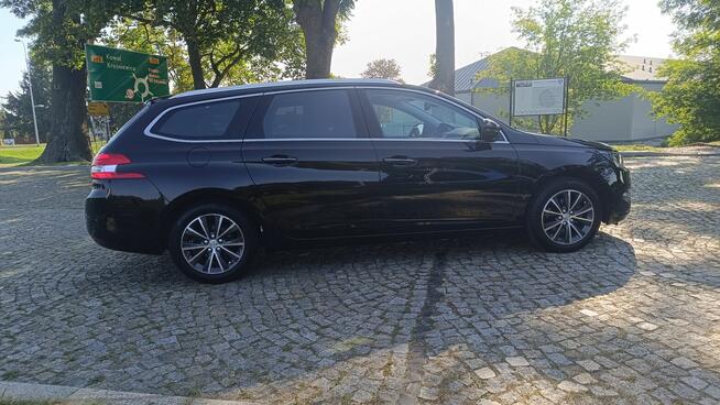 Peugeot 308 Allure S&S 1.6BlueHDI 120KM