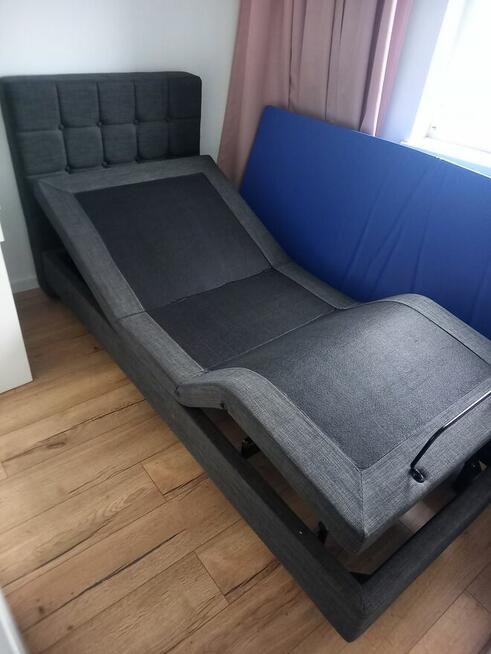 Elektrycznie regulowane łóżko DUKE 90X 200 z pilotem