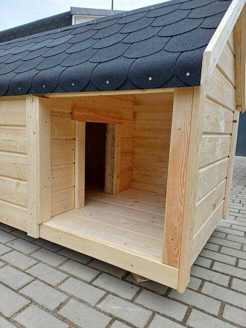 Ocieplona buda dla psa DUŻA z tarasem / przedsionkiem