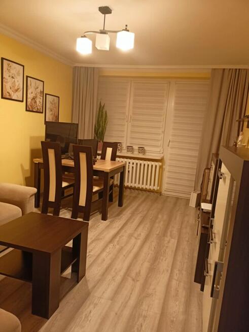 Sprzedam umeblowane mieszkanie z wyposażeniem