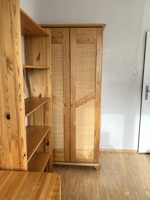 Dwa pokoje jednoosobowe dla studentów, Al. Warszawska