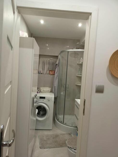 Sprzedam umeblowane mieszkanie z wyposażeniem