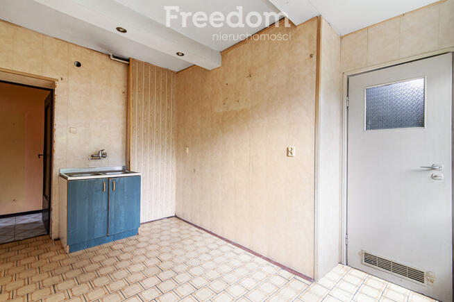 Dom w Grotnikach, do remontu, na dużej działce