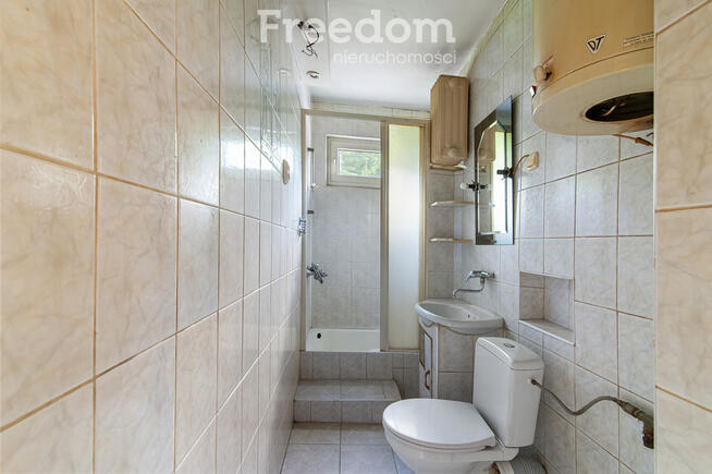 Dom w Grotnikach, do remontu, na dużej działce