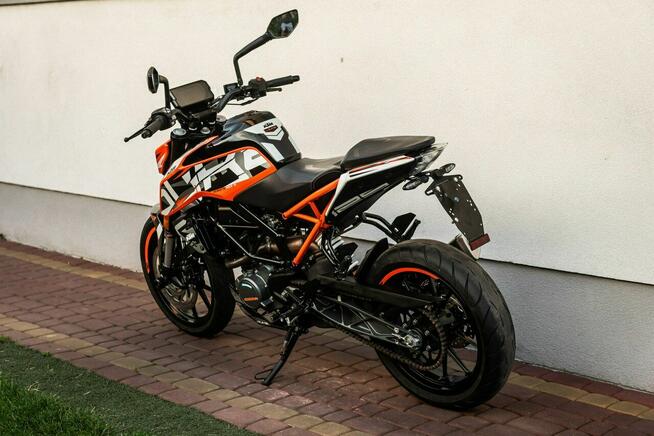 KTM duke 125 R 2017 ABS POLIFT Raty Transport Największy Wybór Moto 125 W PL