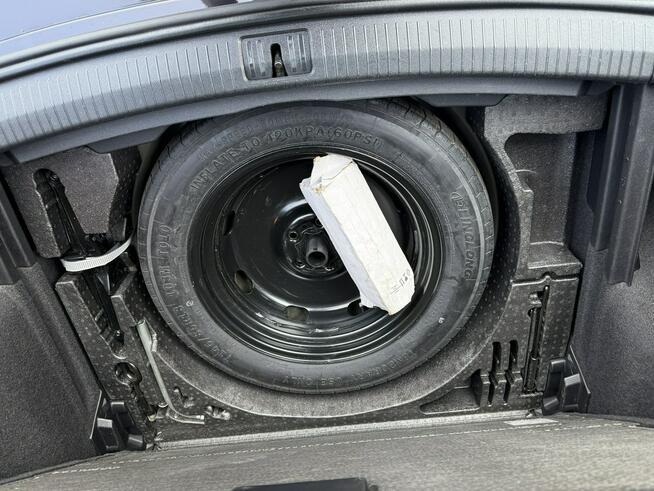 Volkswagen Tiguan Salon Polska . VAT 23%. Automat . Bezwypadkowy.