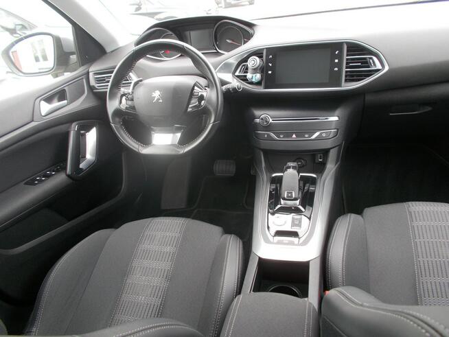 Peugeot 308 1,2 Benz,PureTech 130 EAT8Active Pack!!!