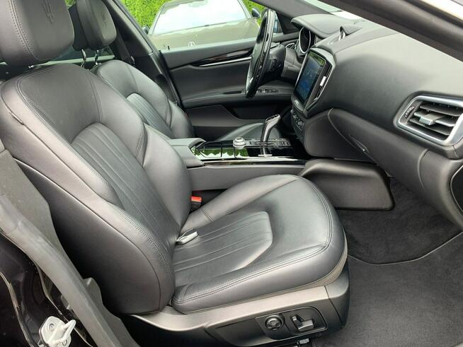 Maserati Ghibli SQ4 GranLusso Harman /Kardok Kamera 4x4