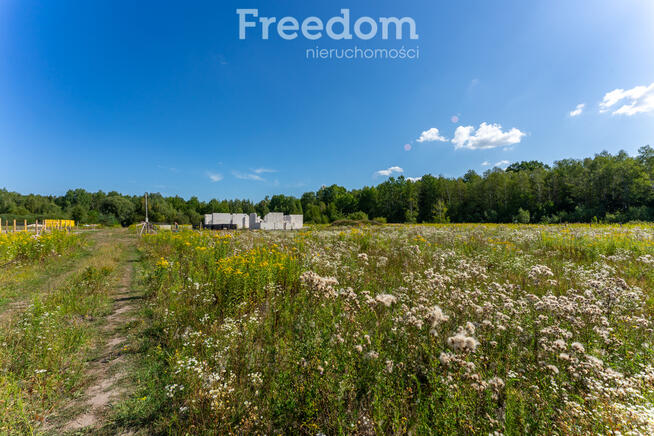 Działka 1400 m² w Nowym Prażmowie