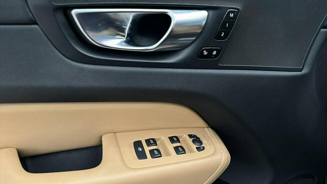 Volvo XC 60 Inscription 4x4 220 kW