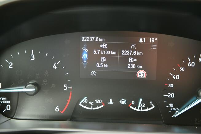 Ford Focus 1.5TDCi 120KM ST-Line Mały przebieg LED Navi Asystenci Super stan