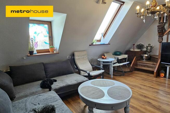 Mansarda z dwoma pokojami na antresoli we Wrzesczu