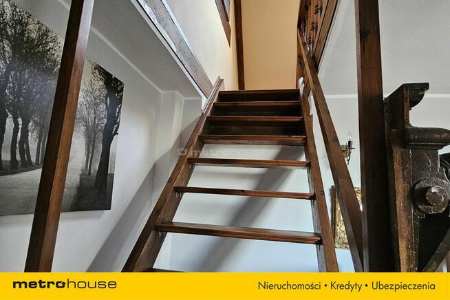 Mansarda z dwoma pokojami na antresoli we Wrzesczu