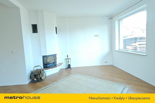 Pół bliżniaka o pow. użytkowej ok.130 blisko lasu.