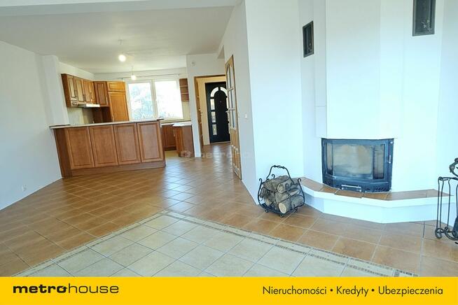 Pół bliżniaka o pow. użytkowej ok.130 blisko lasu.