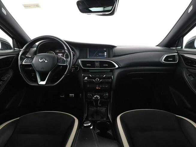 Infiniti Q30 GRATIS! Pakiet Serwisowy o wartości 800 zł!