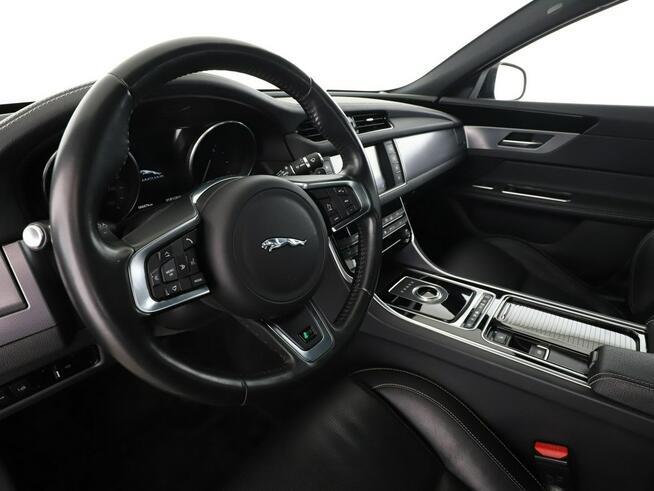 Jaguar XF GRATIS! Pakiet Serwisowy o wartości 1000 zł!
