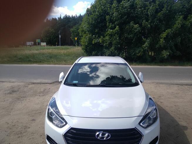 Ładny Hyundai i40 biała perła