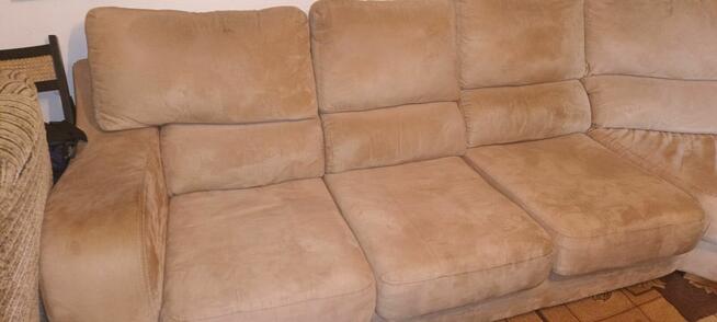 Sofa salonowa z pufą