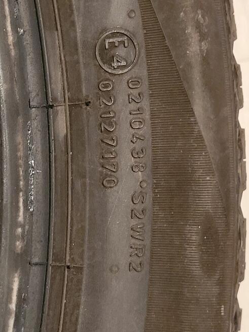 Opony całoroczne Pirelli Cinturato All Season R18