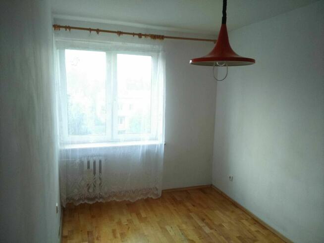 Wynajmę 3-y pokojowe mieszkanie w centrum Pruszkowa