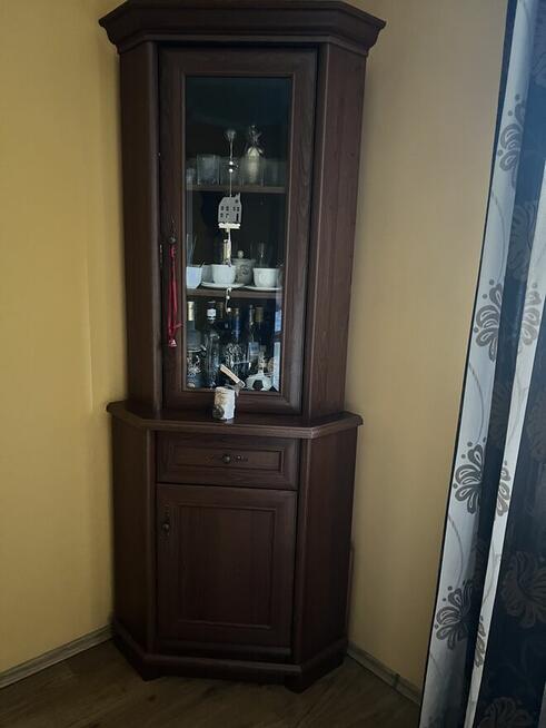 Komplet do jadalni witryna narożna + stół z 6 krzesłami