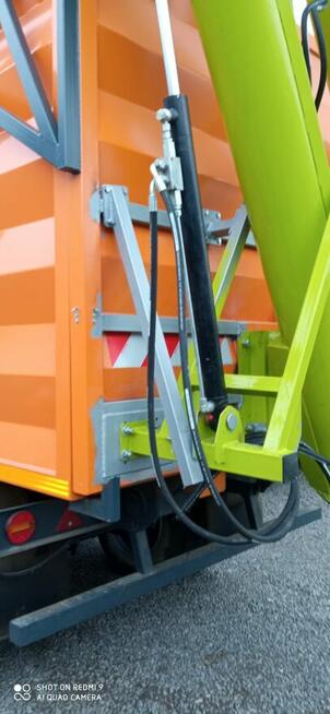 Przenośnik burtowy hydrauliczny