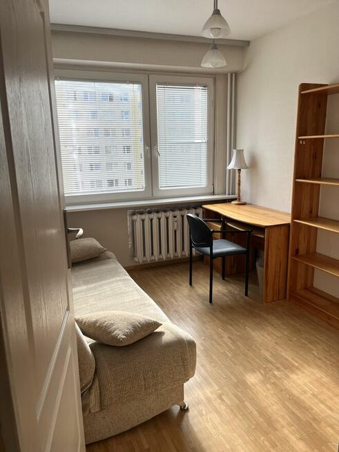 Dwa pokoje jednoosobowe dla studentów, Al. Warszawska