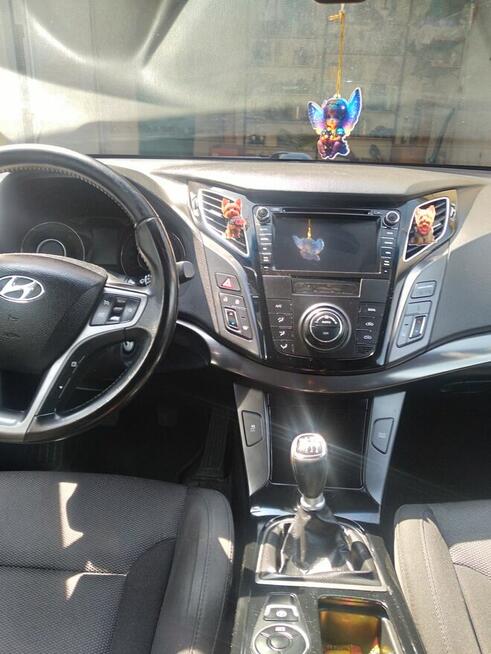 Ładny Hyundai i40 biała perła