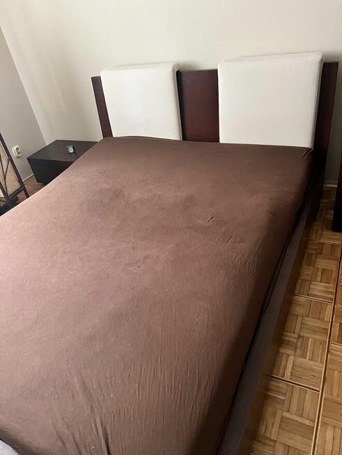 Łóżko +dwie komody Paged Meble okleina drewniana naturalna w