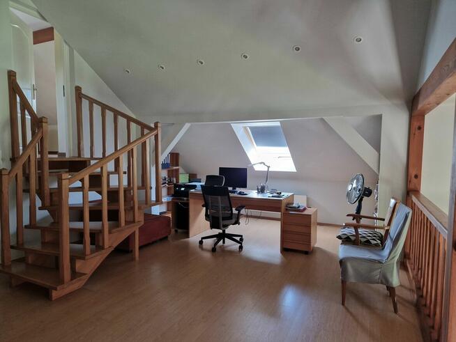 Atrakcyjny dom wolnostojący, garaż 2 stanowiskowy, wiata,